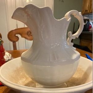 Royal Ironstone China Vase & Basin